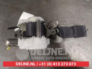 Used Front seatbelt, right Lexus IS (E2) 220d 16V Price on request offered by V.Deijne Jap.Auto-onderdelen BV