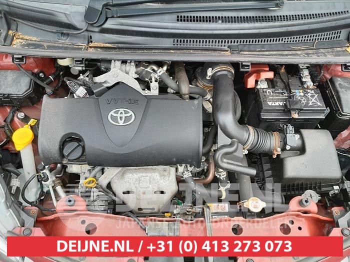 Moteur d'un Toyota Yaris III (P13) 1.5 16V Dual VVT-iE 2018