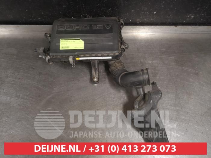 Gebrauchte Luftfiltergehäuse Daihatsu Terios (J2) 1.5 16V DVVT 4x2 Euro 4 Preis € 50,00 Margenregelung angeboten von V.Deijne Jap.Auto-onderdelen BV