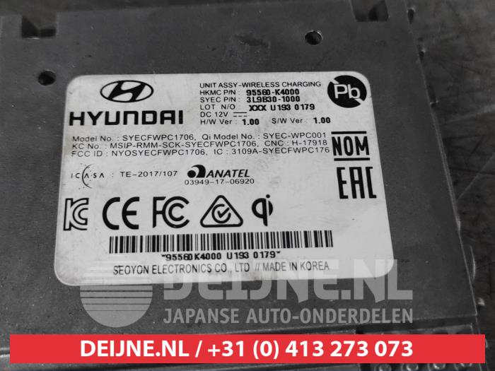 Draadloze oplader from a Hyundai Kona (OS) 39 kWh 2019