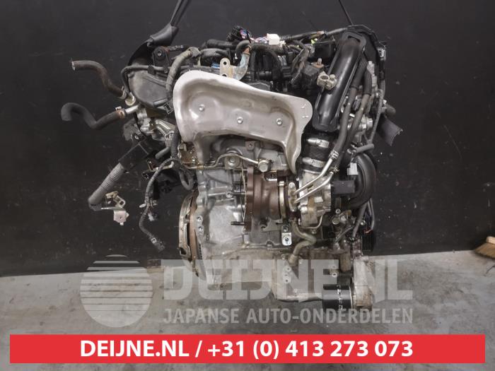 Engine from a Toyota C-HR (X1,X5) 1.2 16V Turbo 2017