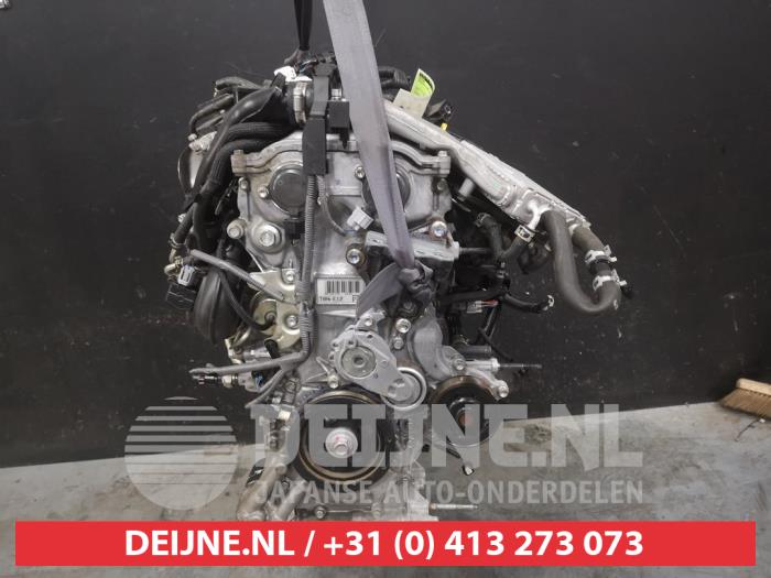 Engine from a Toyota C-HR (X1,X5) 1.2 16V Turbo 2017