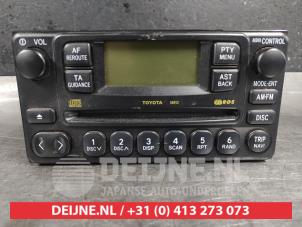Usagé Radio Toyota RAV4 (A2) 2.0 16V VVT-i 4x4 Prix € 50,00 Règlement à la marge proposé par V.Deijne Jap.Auto-onderdelen BV