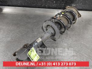 Used Front shock absorber rod, right Hyundai iX35 (LM) 1.6 GDI 16V Price on request offered by V.Deijne Jap.Auto-onderdelen BV