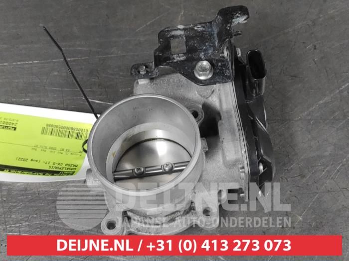 Używane Przepustnica Mazda CX-5 II (KF) 2.0 SkyActiv-G 165 16V 2WD Cena € 75,00 Procedura marży oferowane przez V.Deijne Jap.Auto-onderdelen BV