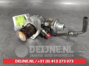 Used Mechanical fuel pump Toyota Avensis Wagon (T25/B1E) 2.0 16V VVT-i D4 Price on request offered by V.Deijne Jap.Auto-onderdelen BV
