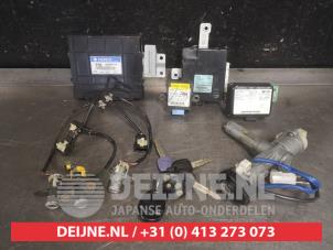 Used Ignition lock + key Kia Sorento I (JC) 3.5 V6 24V Price on request offered by V.Deijne Jap.Auto-onderdelen BV