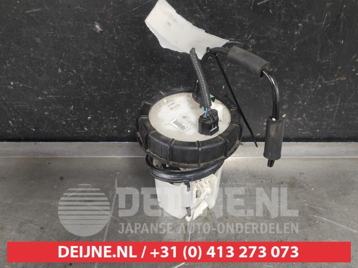 Usagé Pompe à carburant Mazda CX-3 (DJ/DK) 2.0 SkyActiv-G 121 Prix € 75,00 Règlement à la marge proposé par V.Deijne Jap.Auto-onderdelen BV