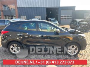 Used Extra window 4-door, right Hyundai iX35 (LM) 2.0 16V Price on request offered by V.Deijne Jap.Auto-onderdelen BV