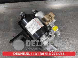 Used Brake pump Toyota Yaris III (P13) 1.5 16V Hybrid Price on request offered by V.Deijne Jap.Auto-onderdelen BV