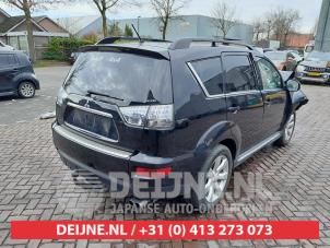 Used Tailgate reflector, right Mitsubishi Outlander (CW) 2.2 DI-D 16V Clear Tec 4x4 Price € 35,00 Margin scheme offered by V.Deijne Jap.Auto-onderdelen BV