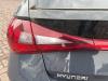 Reflector del portón trasero izquierda de un Hyundai i20 (BC3), 2020 1.0 T-GDI 100 12V, Hatchback, 4Puertas, Gasolina, 998cc, 74kW (101pk), FWD, G3LE, 2020-08, B5P51; B5P61 2021