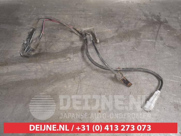 Begagnade ABS-sensor Hyundai i20 (BC3) 1.0 T-GDI 100 12V Pris € 25,00 Marginaltabell erbjuds av V.Deijne Jap.Auto-onderdelen BV