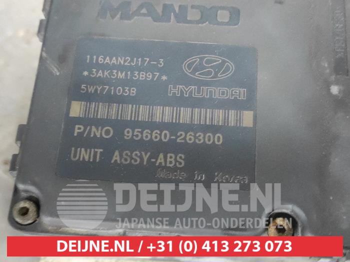 Usagé Bloc ABS Hyundai Santa Fe I 2.0 16V 4x2 Prix € 125,00 Règlement à la marge proposé par V.Deijne Jap.Auto-onderdelen BV