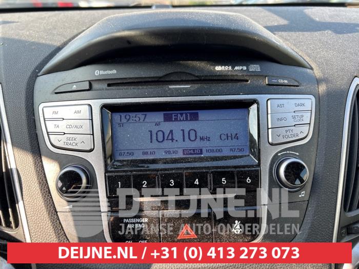 Radio de un Hyundai iX35 (LM) 1.6 GDI 16V 2013