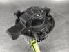 Heating and ventilation fan motor from a Toyota Land Cruiser (J12), 2002 / 2010 3.0 D-4D 16V, Jeep/SUV, Diesel, 2.982cc, 122kW (166pk), 4x4, 1KDFTV, 2004-07 / 2009-08, KDJ120; KDJ125 2006