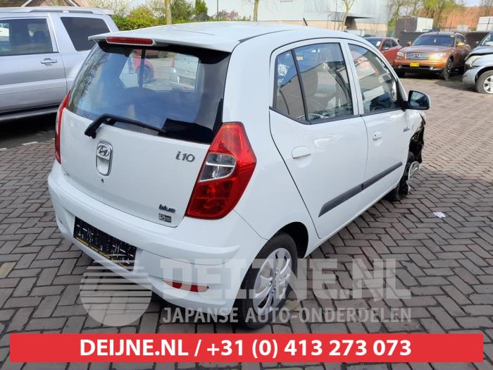 Usados Ventanilla triangular derecha detrás Hyundai i10 (F5) 1.0i 12V Precio € 25,00 Norma de margen ofrecido por V.Deijne Jap.Auto-onderdelen BV