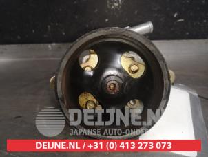 Used Power steering pump Nissan Primera (P12) 2.0 16V CVT Price on request offered by V.Deijne Jap.Auto-onderdelen BV
