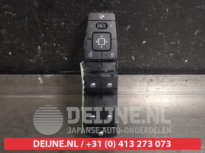 Usados Interruptor combinado de ventanillas Kia Niro II (SG2) 1.6 GDI Hybrid Precio € 75,00 Norma de margen ofrecido por V.Deijne Jap.Auto-onderdelen BV