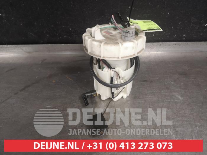 Usagé Pompe à carburant Subaru BRZ (ZC6) 2.0 16V Prix € 75,00 Règlement à la marge proposé par V.Deijne Jap.Auto-onderdelen BV