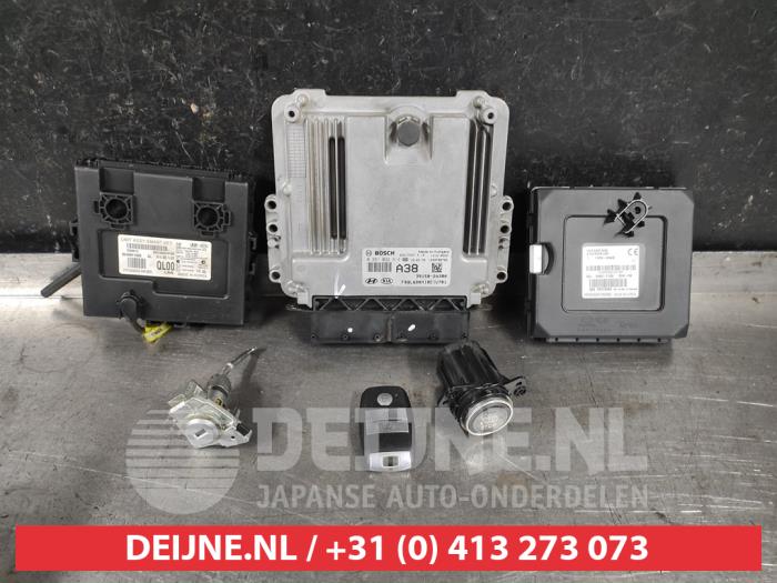 Used Engine management computer Kia Sportage (QL) 1.7 CRDi 115 16V 4x2 Price € 150,00 Margin scheme offered by V.Deijne Jap.Auto-onderdelen BV
