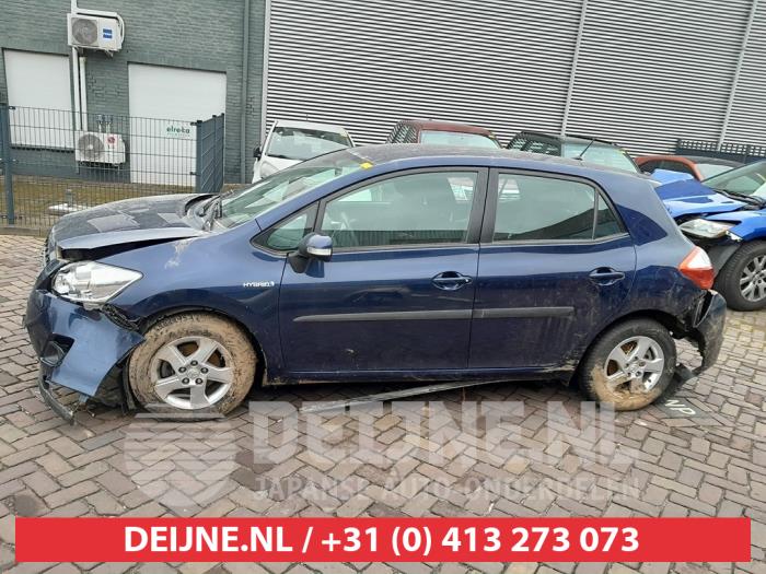 Usados Ventanilla triangular izquierda detrás Toyota Auris (E15) 1.8 16V HSD Full Hybrid Precio € 20,00 Norma de margen ofrecido por V.Deijne Jap.Auto-onderdelen BV