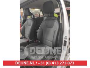 Used Seat, left Kia Niro II (SG) 1.6 GDI Hybrid Price on request offered by V.Deijne Jap.Auto-onderdelen BV
