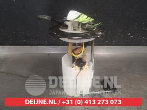 Used Electric fuel pump Nissan Micra (K14) 1.5 dCi Price € 75,00 Margin scheme offered by V.Deijne Jap.Auto-onderdelen BV