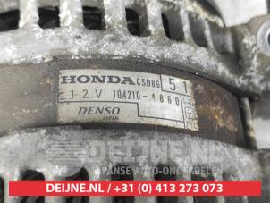 Dynamo van een Honda CR-V (RE/RM) 2.2 i-CTDi 16V 2009
