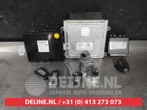 Usagé Ordinateur gestion moteur Hyundai iX35 (LM) 2.0 16V Prix sur demande proposé par V.Deijne Jap.Auto-onderdelen BV