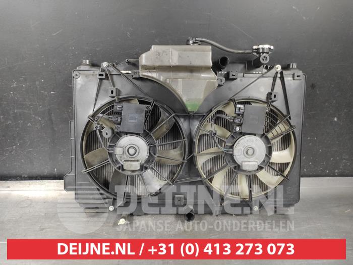 Usagé Radiateur Mazda CX-5 I (KE,GH) 2.2 Skyactiv D 150 16V 4WD Prix € 50,00 Règlement à la marge proposé par V.Deijne Jap.Auto-onderdelen BV