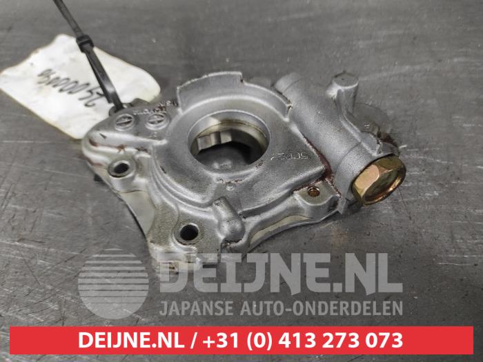 Gebrauchte Ölpumpe Toyota Corolla Verso (R10/11) 1.8 16V VVT-i Preis € 35,00 Margenregelung angeboten von V.Deijne Jap.Auto-onderdelen BV