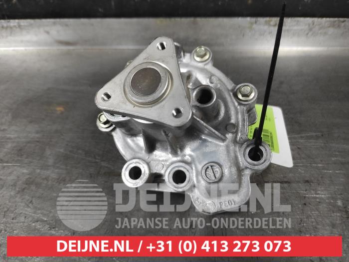 Begagnade Vattenpump Mazda CX-3 (DJ/DK) 2.0 SkyActiv-G 120 AWD Pris € 25,00 Marginaltabell erbjuds av V.Deijne Jap.Auto-onderdelen BV