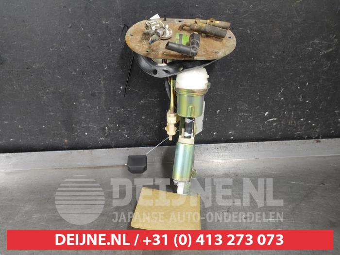 Usagé Pompe à carburant Subaru Impreza II (GD) 2.5 WRX 16V Prix € 50,00 Règlement à la marge proposé par V.Deijne Jap.Auto-onderdelen BV