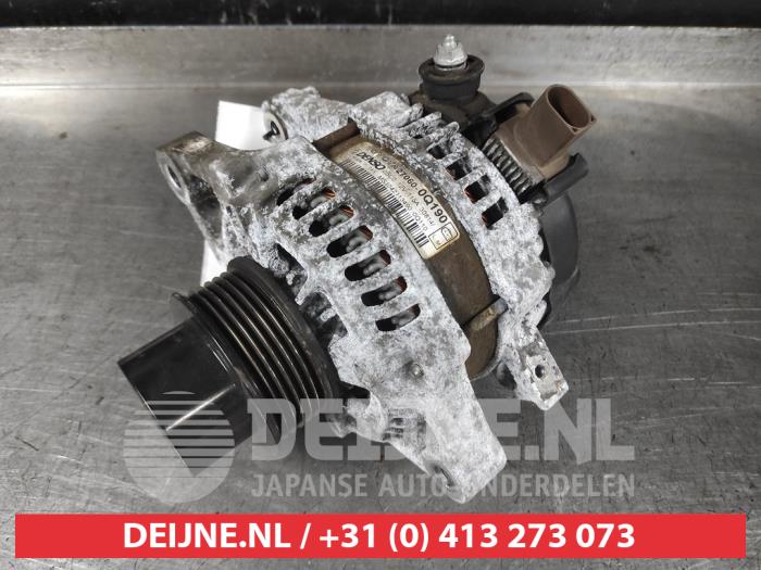 Begagnade Dynamo Toyota Aygo (B40) 1.0 12V VVT-i Pris € 50,00 Marginaltabell erbjuds av V.Deijne Jap.Auto-onderdelen BV