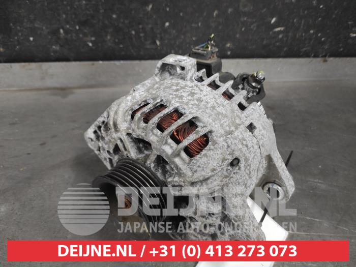 Usagé Dynamo Hyundai iX35 (LM) 1.6 GDI 16V Prix € 75,00 Règlement à la marge proposé par V.Deijne Jap.Auto-onderdelen BV