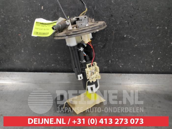 Usagé Pompe à carburant Honda S2000 (AP1) 2.0 16V VTEC Prix € 50,00 Règlement à la marge proposé par V.Deijne Jap.Auto-onderdelen BV