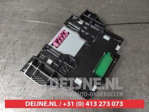 Gebrauchte GPS Antenne Toyota Yaris Cross (PB1/PJ1) 1.5 12V Hybrid 115 Preis auf Anfrage angeboten von V.Deijne Jap.Auto-onderdelen BV