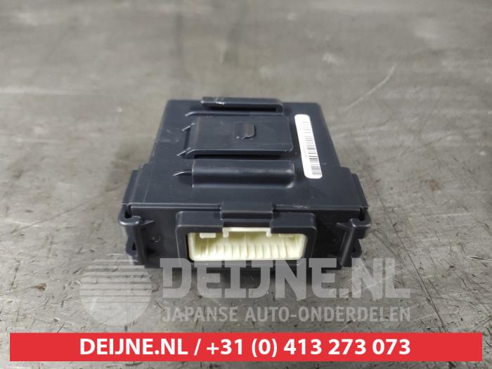 Usagé Ordinateur ABS Nissan X-Trail (T32) 1.6 Energy dCi Prix € 75,00 Règlement à la marge proposé par V.Deijne Jap.Auto-onderdelen BV