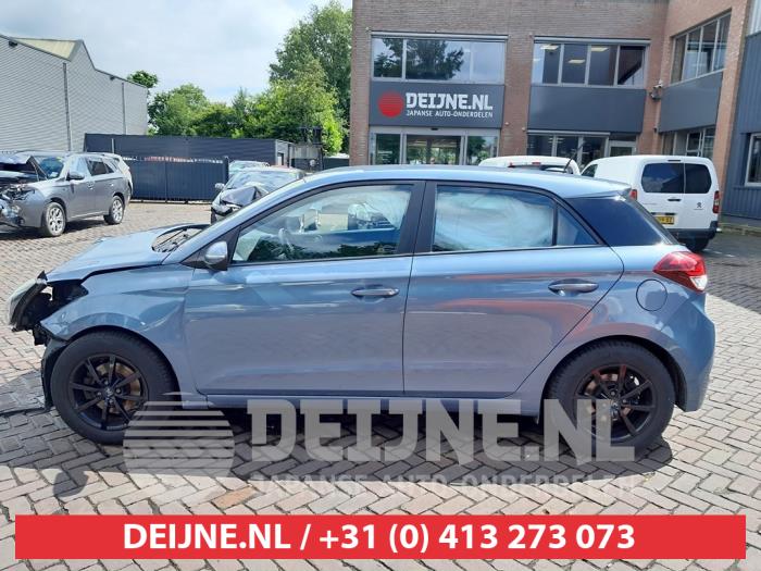 Usados Ventanilla triangular izquierda detrás Hyundai i20 (GBB) 1.0 T-GDI 100 12V Precio € 35,00 Norma de margen ofrecido por V.Deijne Jap.Auto-onderdelen BV