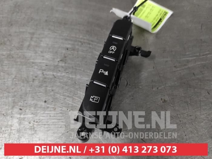 Używane Przelacznik Start/Stop Kia Proceed (CD) 1.0i T-GDi 12V Cena € 35,00 Procedura marży oferowane przez V.Deijne Jap.Auto-onderdelen BV