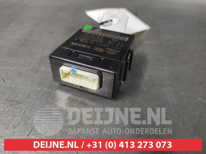 Begagnade PDC-modul Kia Sorento III (UM) 2.2 CRDi 16V VGT 4x4 Pris € 50,00 Marginaltabell erbjuds av V.Deijne Jap.Auto-onderdelen BV