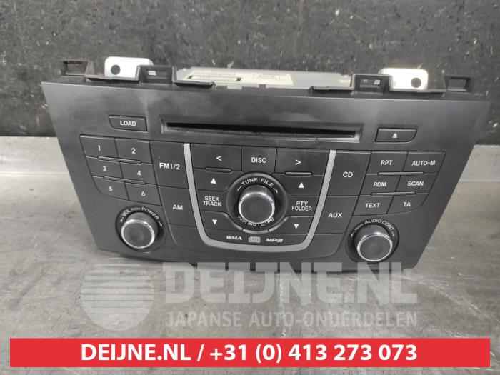 Używane Radio Mazda 5 (CWA9) 1.6 CITD 16V Cena € 75,00 Procedura marży oferowane przez V.Deijne Jap.Auto-onderdelen BV