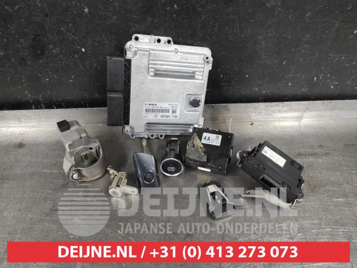 Used Engine management computer Isuzu D-Max (TFR/TFS) 1.9 DDI 4x4 Price € 200,00 Margin scheme offered by V.Deijne Jap.Auto-onderdelen BV