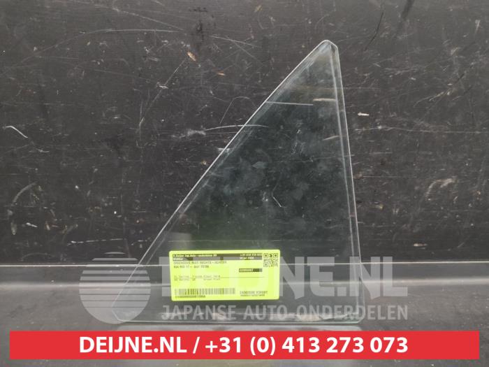 Usados Ventanilla triangular derecha detrás Kia Rio IV (YB) 1.0i T-GDi 100 12V Precio de solicitud ofrecido por V.Deijne Jap.Auto-onderdelen BV