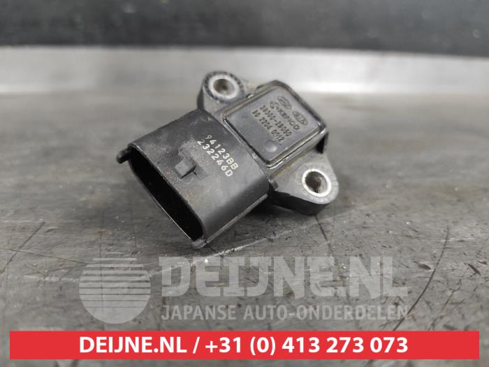 Boost pressure sensors with engine code G3L stock