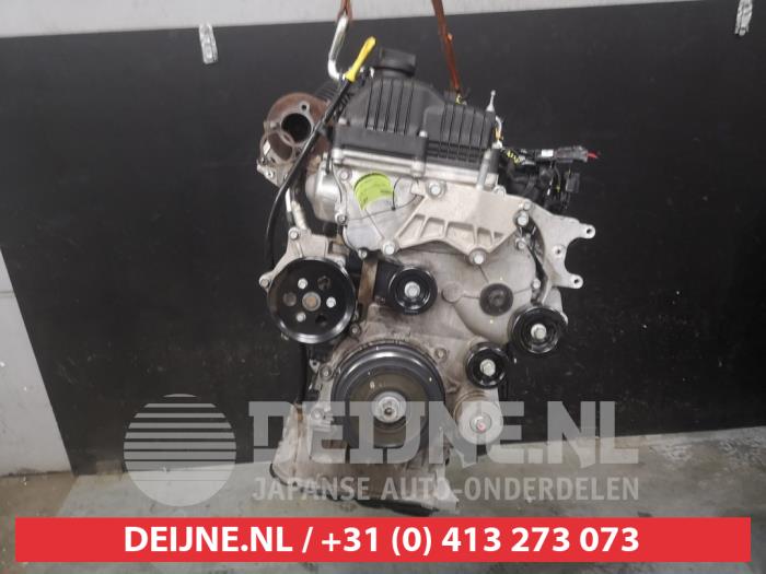Motor van een Hyundai Santa Fe II (CM) 2.0 CRDi 16V 4x4 2010