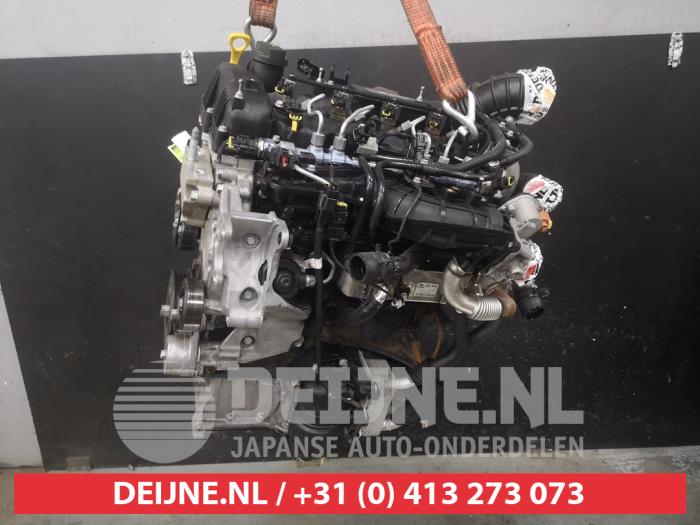 Motor van een Hyundai Santa Fe II (CM) 2.0 CRDi 16V 4x4 2010