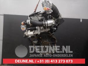 Motor van een Hyundai Santa Fe II (CM) 2.0 CRDi 16V 4x4 2010
