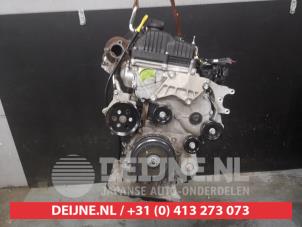 Motor van een Hyundai Santa Fe II (CM) 2.0 CRDi 16V 4x4 2010